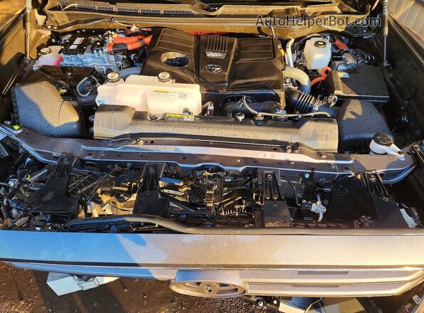 7SVAAABA2SX062528 2025 TOYOTA SEQUOIA Gray Շարժիչի բաժամունքի տեսք