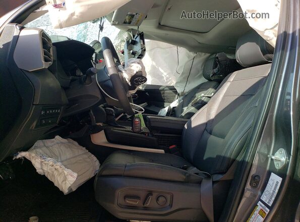 7SVAAABA4PX004430 2023 TOYOTA SEQUOIA Gray Vista interior delantera