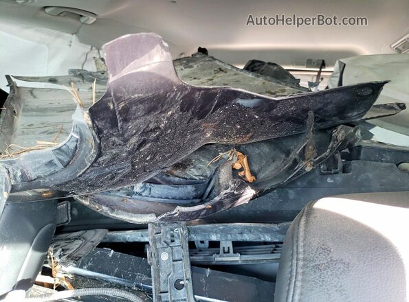 7SVAAABA4PX004430 2023 TOYOTA SEQUOIA Gray Vista de los asientos traseros