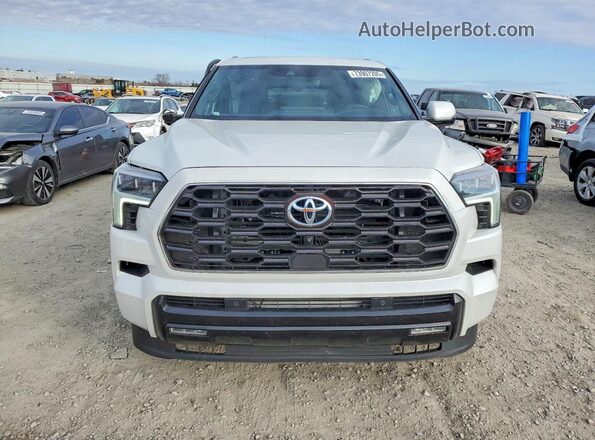 7SVAAABA5PX009913 2023 TOYOTA SEQUOIA White Widok z przodu