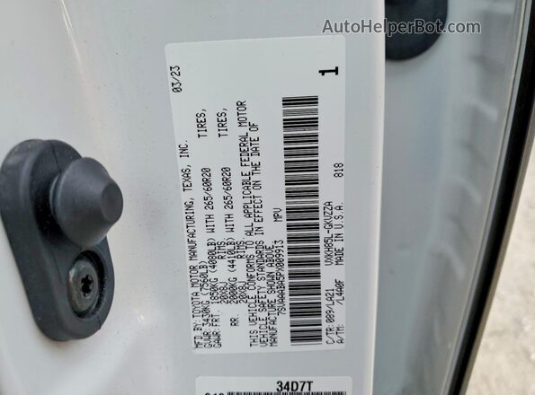 7SVAAABA5PX009913 2023 TOYOTA SEQUOIA White Widok naklejki z numerem VIN