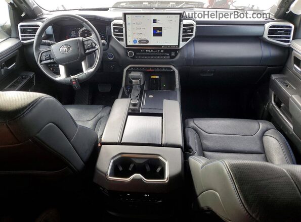 7SVAAABA5PX009913 2023 TOYOTA SEQUOIA White Widok deski rozdzielczej