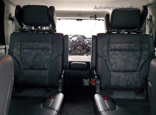 7SVAAABA6PX012478 2023 TOYOTA SEQUOIA Серый Вид задних сидений