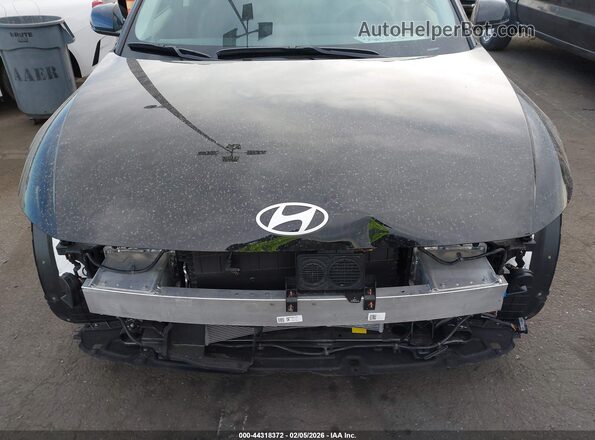 7YAKN4DAXSY033301 2025 HYUNDAI IONIQ 5 Черный Вид спереди
