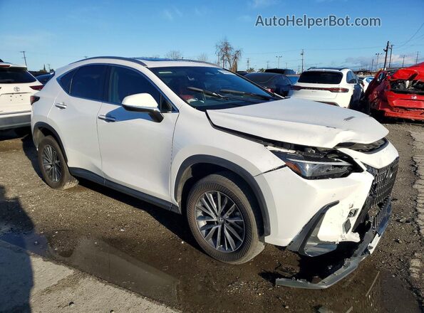 2T2GGCEZXNC004892 2022 LEXUS NX Белый Вид спереди