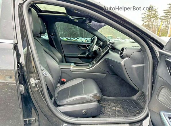 W1KAF4GB8PR095842 2023 MERCEDES-BENZ C-CLASS Black Widok zestawu wskaźników