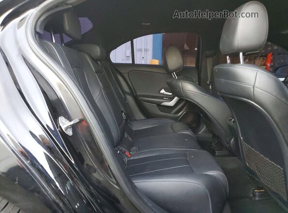W1K3G4EB8LW047830 2020 MERCEDES-BENZ A Black Widok wnętrza z tyłu