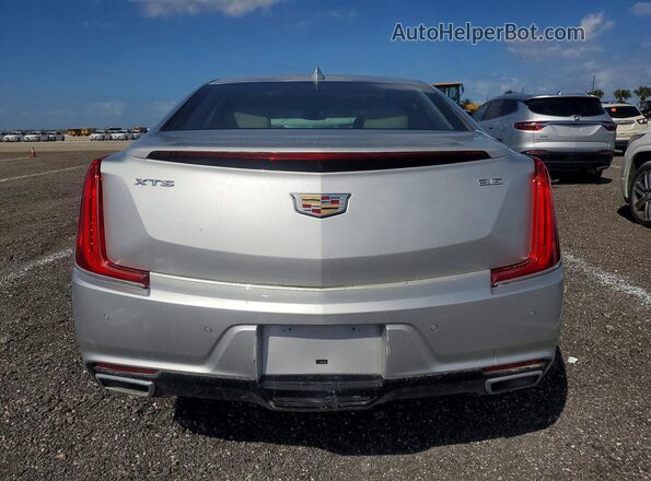2G61M5S34K9152758 2019 CADILLAC XTS Серебряный Вид салона спереди