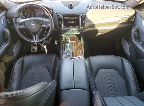 ZN661YUL2JX293482 2018 MASERATI LEVANTE Черный Вид щитка приборов