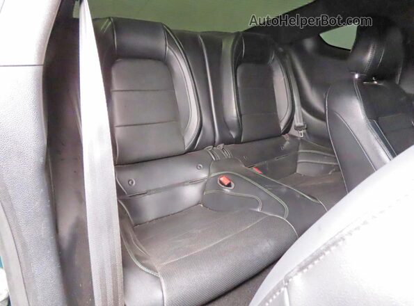 1FA6P8K05K5501642 2019 FORD MUSTANG Зеленый Вид салона спереди