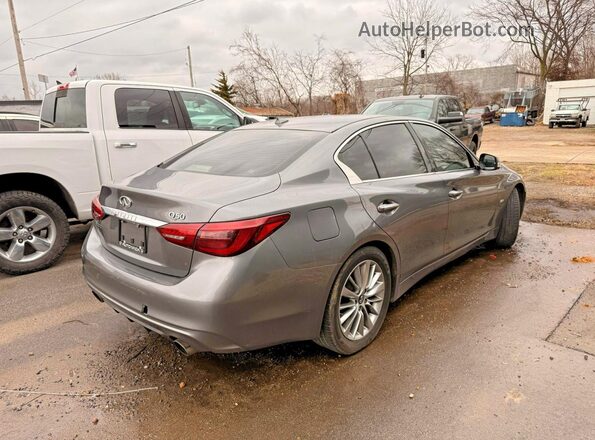 JN1EV7AP9JM354883 2018 INFINITI Q50 Charcoal Widok z przodu