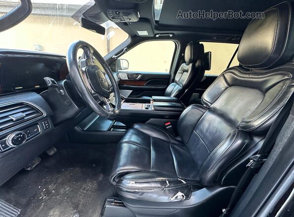 5LMJJ3LT7KEL21377 2019 LINCOLN NAVIGATOR Черный Панорамный вид салона 360°