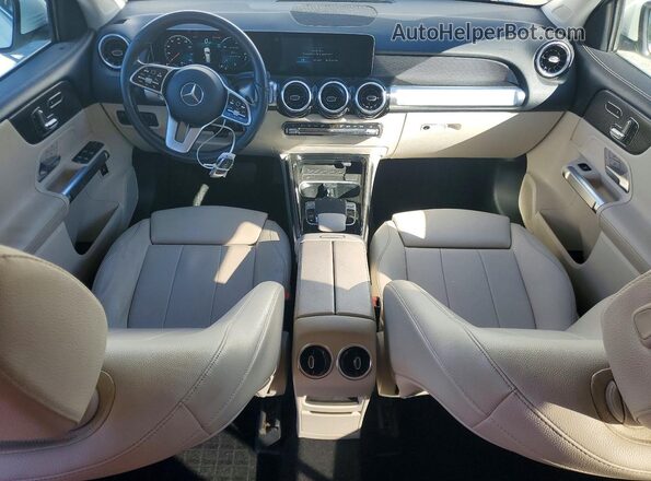 WDC4M4HB6LW011115 2020 MERCEDES-BENZ GLB-CLASS Белый Вид щитка приборов