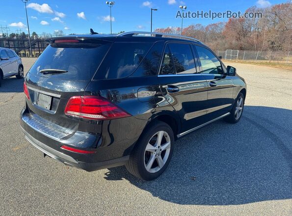 4JGDA5HB7HA820966 2017 MERCEDES-BENZ GLE Черный Вид спереди