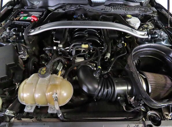 1FA6P8K05K5501642 2019 FORD MUSTANG Зеленый Вид панели приборов