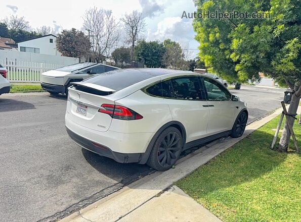 5YJXCDE48HF061148 2017 TESLA MODEL X Белый Вид спереди
