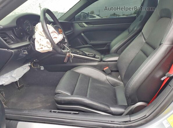 WP0AA2A92LS205578 2020 PORSCHE 911 Silver Widok deski rozdzielczej
