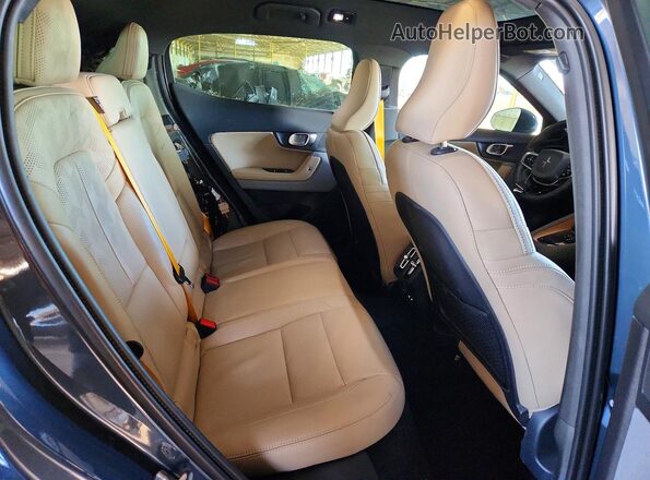 LPSED3KA1ML010180 2021 POLESTAR 2 Blue Rear interior view