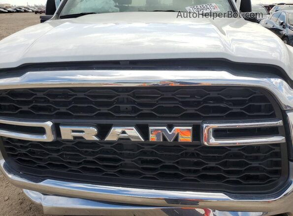 3C6UR5HJ1RG154959 2024 RAM 2500 Белый Вид подкапотного пространства
