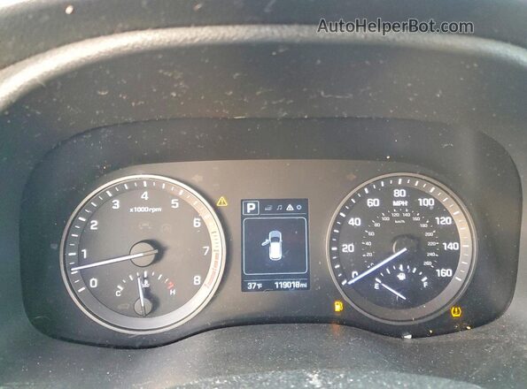 KM8J3CA25GU196254 2016 HYUNDAI TUCSON Red Widok tylnych siedzeń