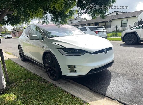 5YJXCDE48HF061148 2017 TESLA MODEL X Белый Задняя левая четверть