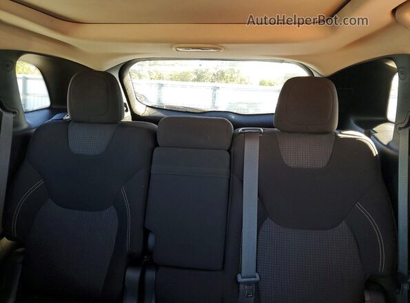 1C4PJLCB1HW613523 2017 JEEP CHEROKEE Черный Вид задней части салона