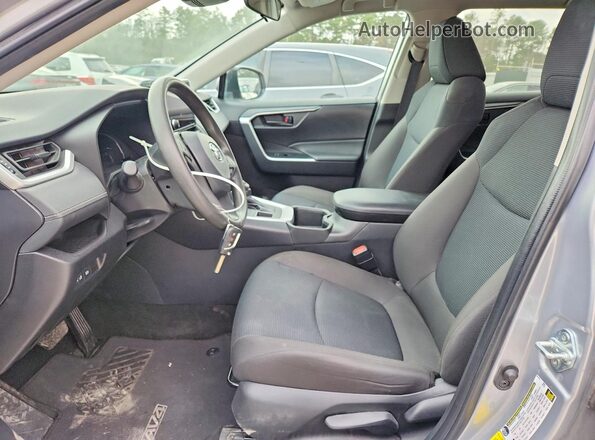 2T3F1RFV0RC460994 2024 TOYOTA LE Silver Սալոնի դիմացի տեսք