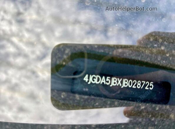 4JGDA5JBXJB028725 2018 MERCEDES-BENZ GLE Black Widok wnętrza z tyłu