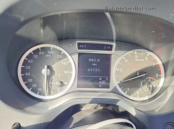 SJKCH5CP8KA008661 2019 INFINITI QX30 Silver Widok tylnych siedzeń