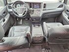 2018 Toyota Sienna Se Серый vin: 5TDXZ3DC2JS950630