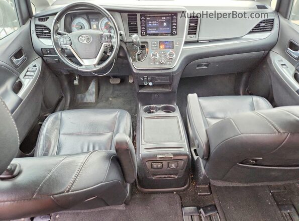 5TDXZ3DC2JS950630 2018 TOYOTA SIENNA Серый Вид щитка приборов