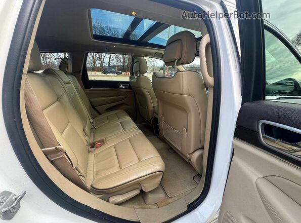 1C4RJFCG7JC411380 2018 JEEP GRAND White Вид салону спереду