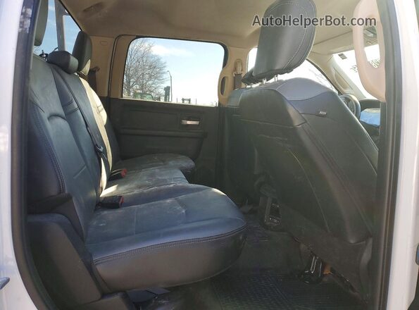 3C6UR4HJXKG576180 2019 RAM 2500 White Widok wnętrza z tyłu