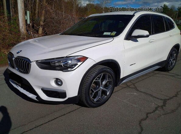 WBXHT3C3XGP880243 2016 BMW X1 White Rear right