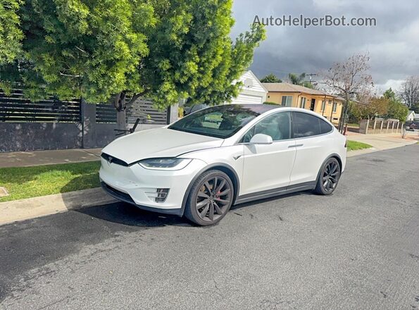 5YJXCDE48HF061148 2017 TESLA MODEL X Белый Задняя правая четверть