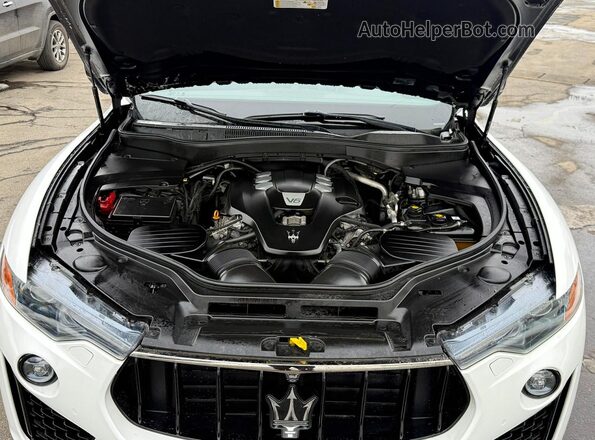 ZN661XUS7KX335888 2019 MASERATI LEVANTE Белый Вид подкапотного пространства