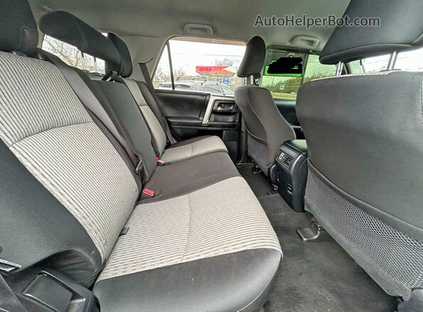 JTEBU5JR1J5557314 2018 TOYOTA 4RUNNER Белый Вид салона спереди