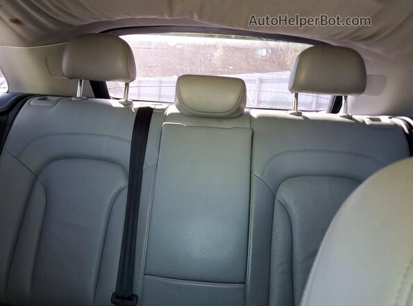 WA1ECCFS0HR012366 2017 AUDI Q3 Gray Вид задньої частини салону