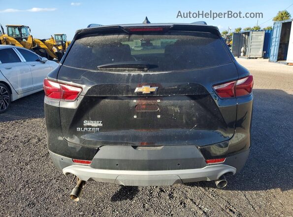 3GNKBBRA6KS583168 2019 CHEVROLET BLAZER Черный Вид салона спереди