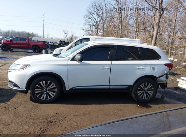 JA4AD2A32LZ009239 2020 MITSUBISHI OUTLANDER Белый Вид задней части салона
