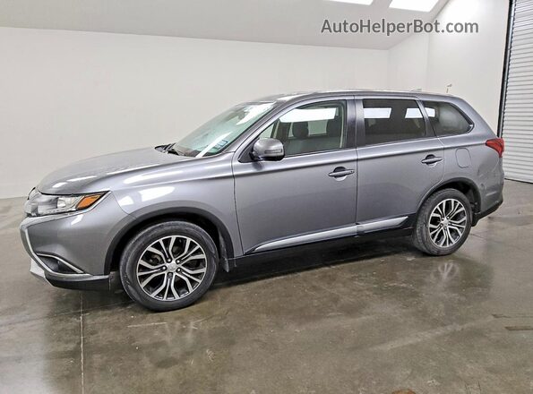 JA4AD3A30JZ066655 2018 MITSUBISHI OUTLANDER Silver Vista tres cuartos delantera izquierda