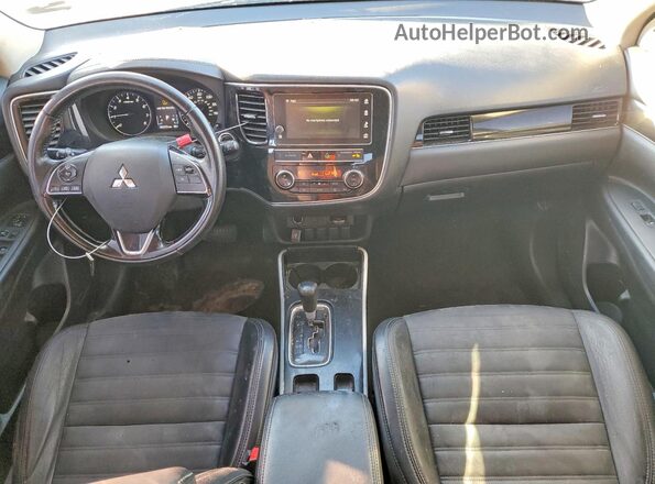 JA4AD3A32KZ045338 2019 MITSUBISHI OUTLANDER Серый Вид панели приборов