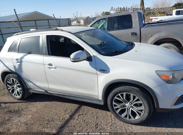JA4AP4AWXHZ025497 2017 MITSUBISHI OUTLANDER SPORT Белый Вид задней части салона