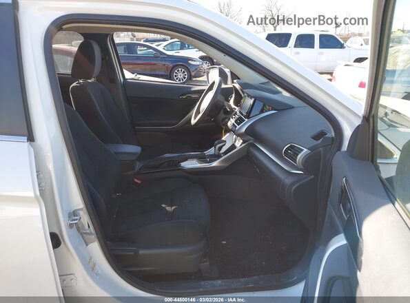 JA4AS3AA4LZ019734 2020 MITSUBISHI ECLIPSE CROSS Белый Вид салона спереди