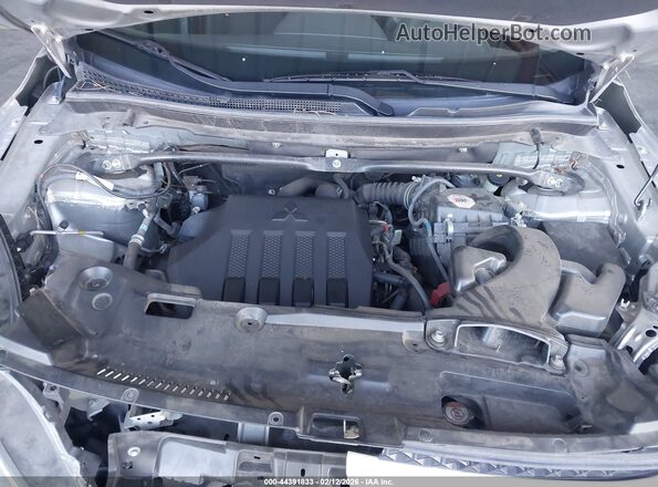 JA4AT3AA2KZ045647 2019 MITSUBISHI ECLIPSE CROSS Серебряный Вид сзади