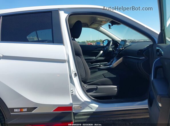 JA4ATVAA0PZ044290 2023 MITSUBISHI ECLIPSE CROSS Белый Вид салона спереди