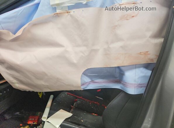 JA4ATWAA0TZ005442 2026 MITSUBISHI ECLIPSE Серебряный Вид салона спереди