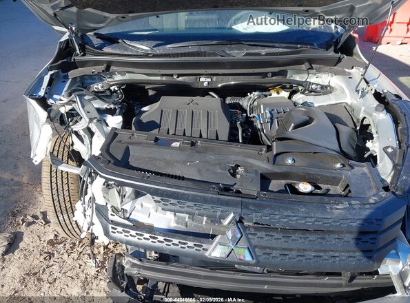 JA4ATWAA3TZ008528 2026 MITSUBISHI ECLIPSE CROSS Серебряный Вид сзади