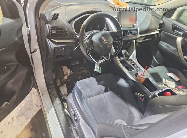 JA4ATWAA8SZ043922 2025 MITSUBISHI ECLIPSE Белый Вид панели приборов