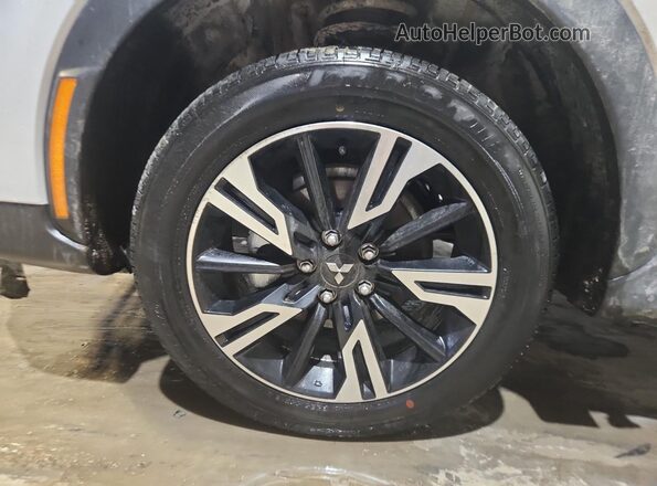 JA4ATWAA8SZ043922 2025 MITSUBISHI ECLIPSE Белый 